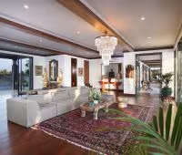 Villa Tirtha Bayu II, Salon principal